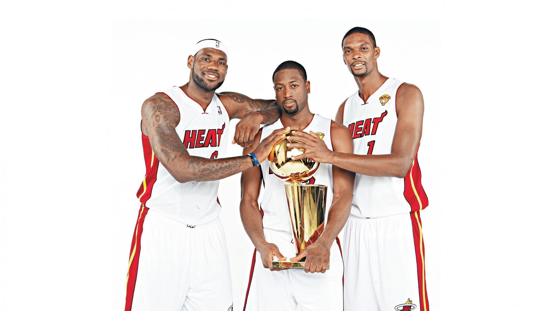 绿色篮球新时代：环保理念融入每一场比赛，以绿色环保为主题创作一则宣传标语